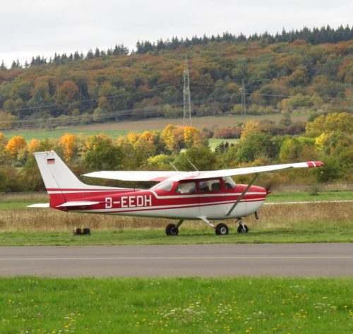 SmallAircraft-D-EEDH-05