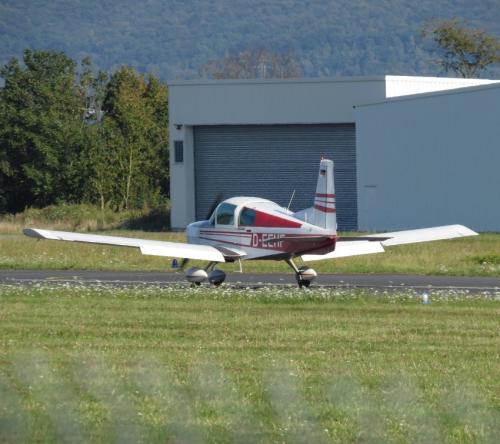 SmallAircraft-D-EEHF-03