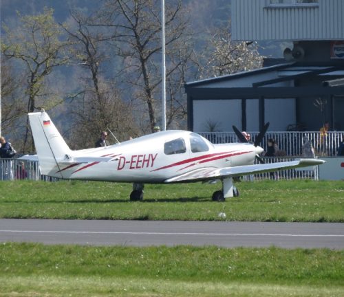 SmallAircraft-D-EEHY-02