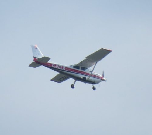 SmallAircraft-D-EELK-02