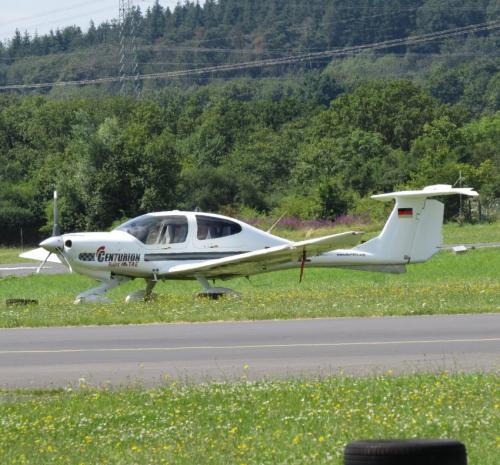 SmallAircraft-D-EELL-04