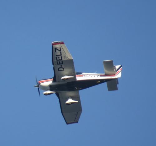 SmallAircraft-D-EELZ-03