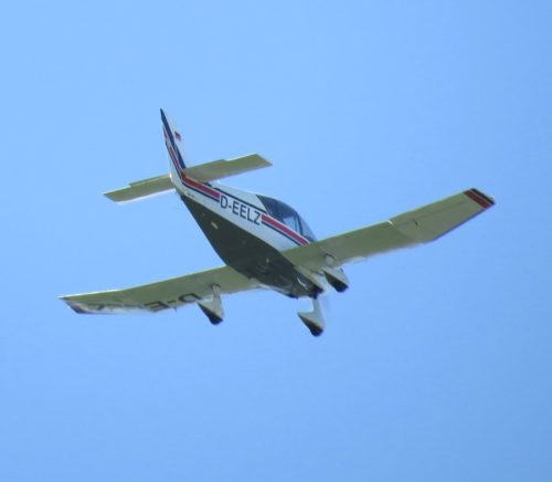 SmallAircraft-D-EELZ-04