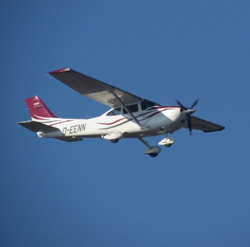 SmallAircraft-D-EENN-01