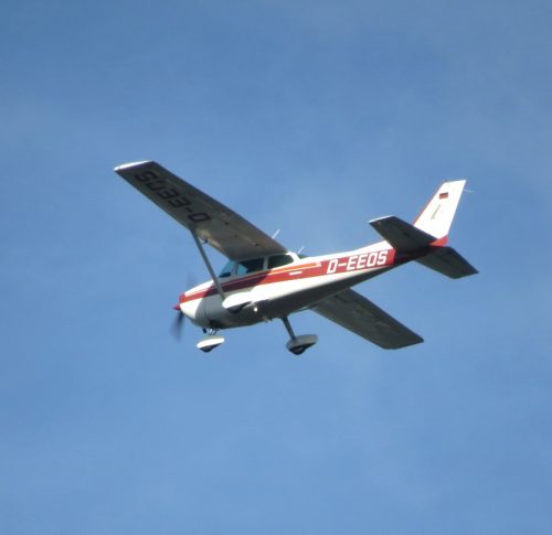 SmallAircraft-D-EEOS-02
