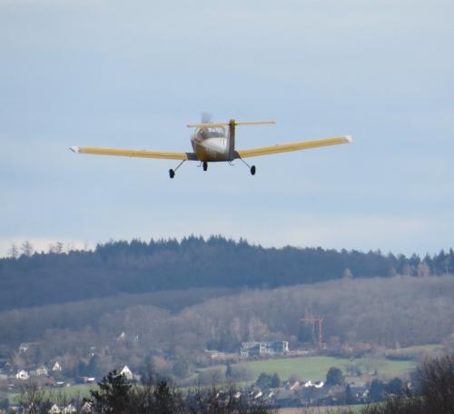 SmallAircraft-D-EEQI-03