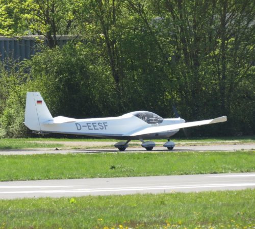 SmallAircraft-D-EESF-01