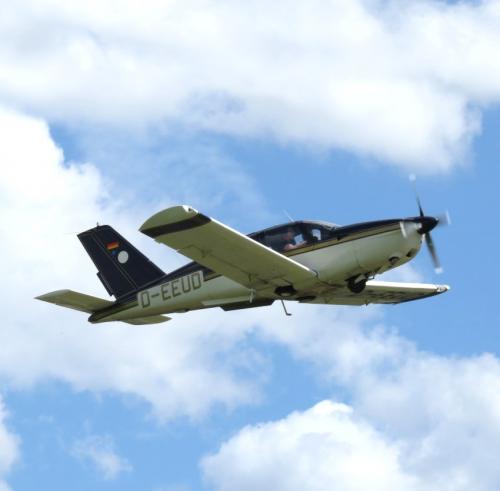 SmallAircraft-D-EEUD-04