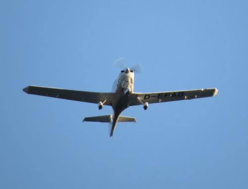 SmallAircraft-D-EFAB-01