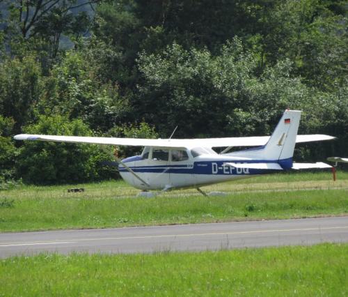 SmallAircraft-D-EFDQ-01
