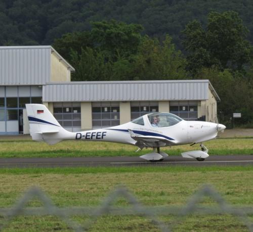 SmallAircraft-D-EFEF-03