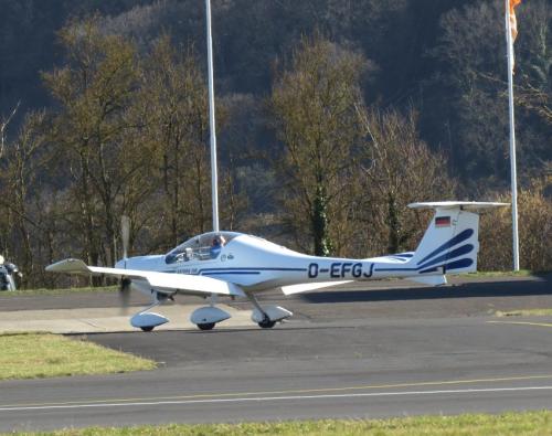 SmallAircraft-D-EFGJ-03