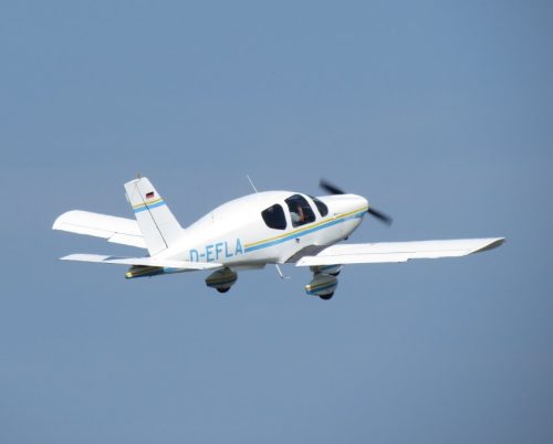 SmallAircraft-D-EFLA-06