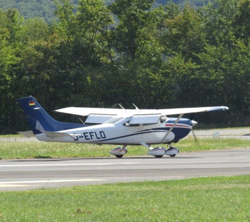 SmallAircraft-D-EFLO-06