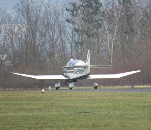 SmallAircraft-D-EFMN-02