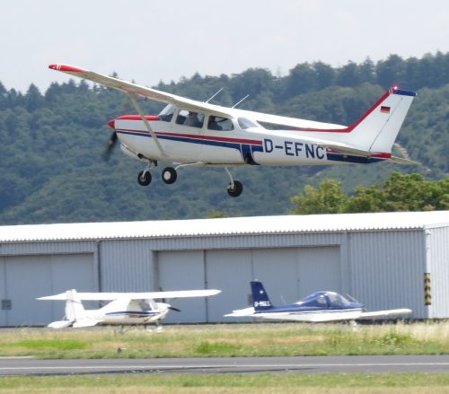 SmallAircraft-D-EFNC-08