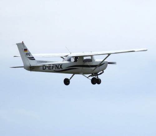 SmallAircraft-D-EFNX-03