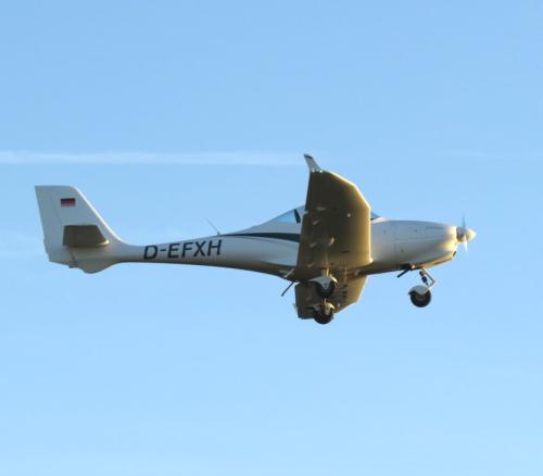 SmallAircraft-D-EFXH-04
