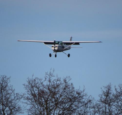 SmallAircraft-D-EGCB-04