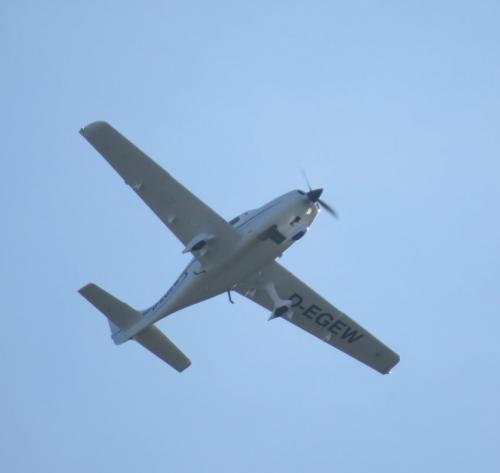 SmallAircraft-D-EGEW-01