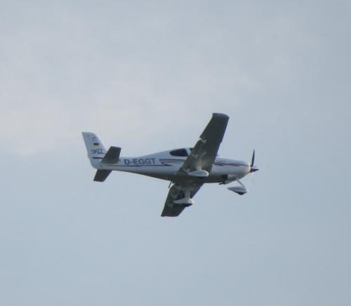 SmallAircraft-D-EGGT-01