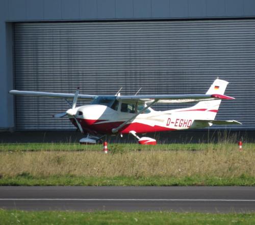 SmallAircraft-D-EGHO-05