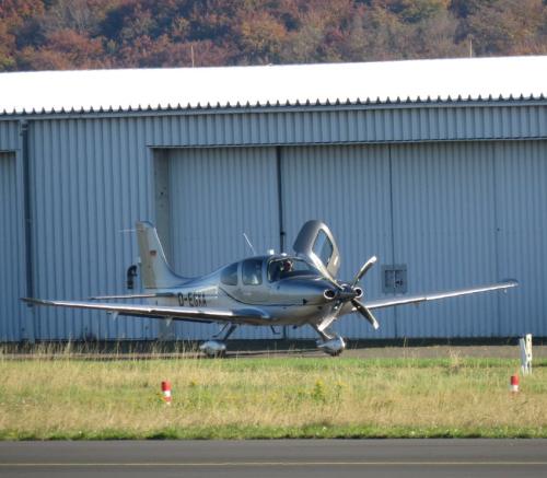 SmallAircraft-D-EGKA-01