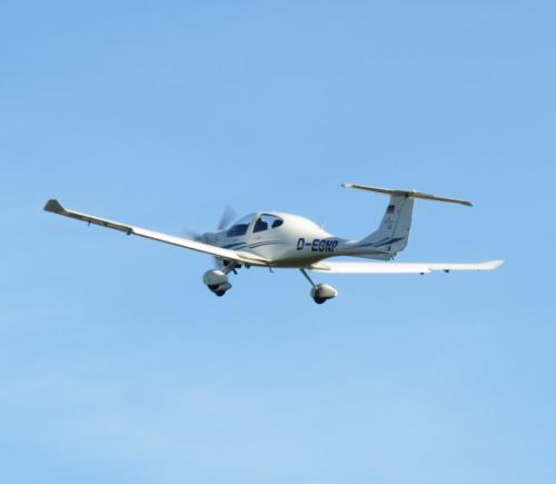 SmallAircraft-D-EGNP-04