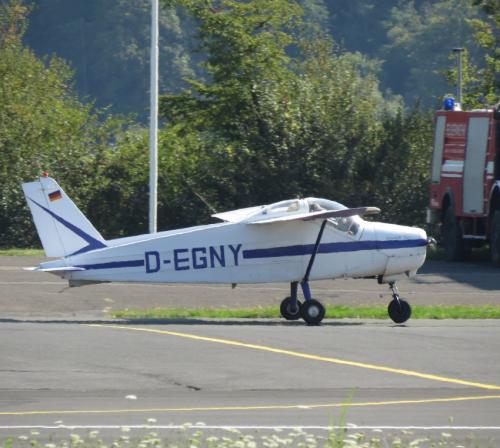 SmallAircraft-D-EGNY-03