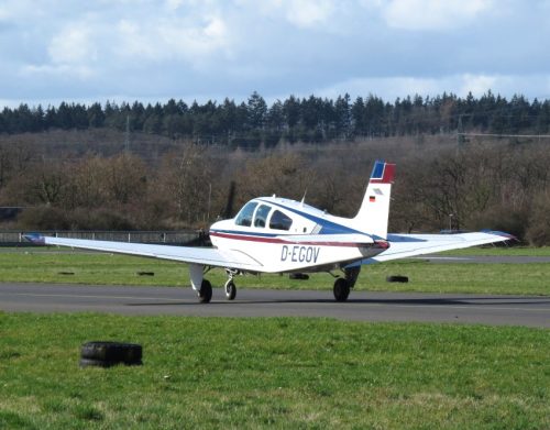 SmallAircraft-D-EGOV-04
