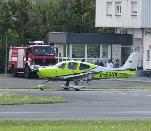 SmallAircraft-D-EGSK-03