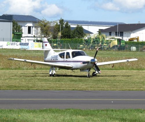 SmallAircraft-D-EHDE-02