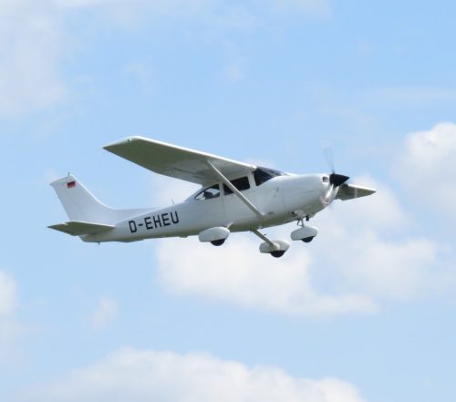 SmallAircraft-D-EHEU-03