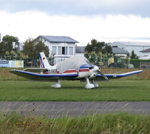 SmallAircraft-D-EHGV-01