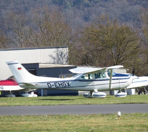 SmallAircraft-D-EHGX-02