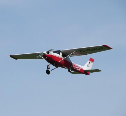 SmallAircraft-D-EHUE-03