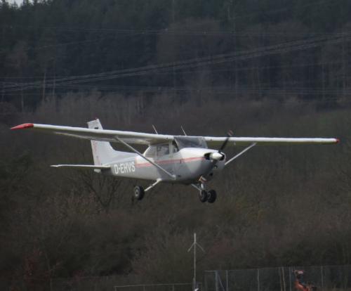 SmallAircraft-D-EHVS-01