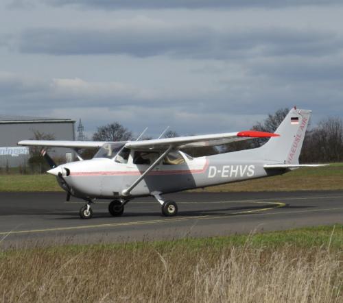 SmallAircraft-D-EHVS-02