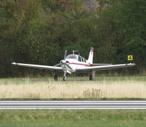 SmallAircraft-D-EHWD-02