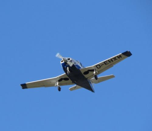 SmallAircraft-D-EHXW-02