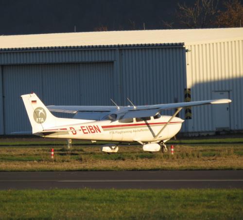 SmallAircraft-D-EIBN-05