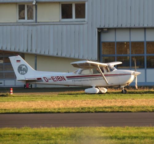 SmallAircraft-D-EIBN-06