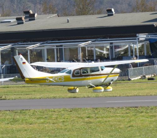 SmallAircraft-D-EICS-03