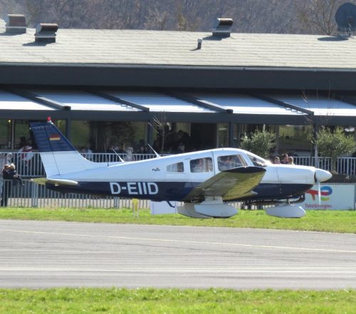 SmallAircraft-D-EIID-04