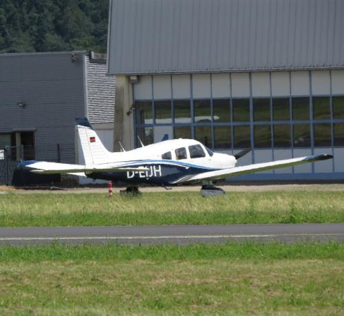 SmallAircraft-D-EIJH-01