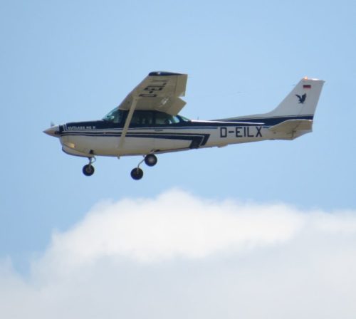 SmallAircraft-D-EILX-02
