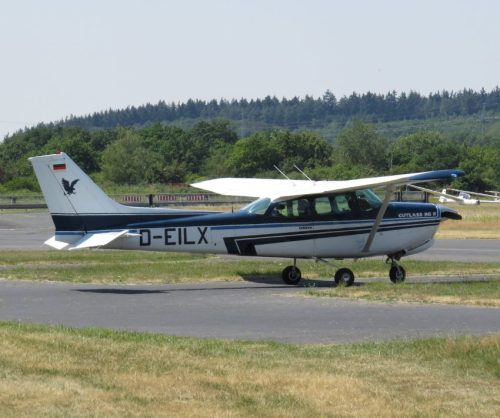SmallAircraft-D-EILX-03