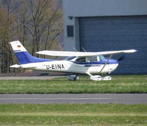 SmallAircraft-D-EINA-02