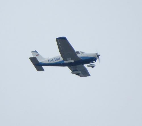 SmallAircraft-D-EISU-02