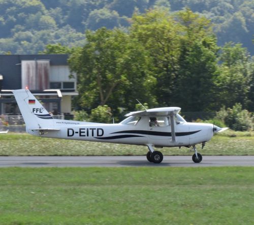 SmallAircraft-D-EITD-06